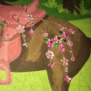 Pink Flowers Rhinestone Drop Layered Set NWOT